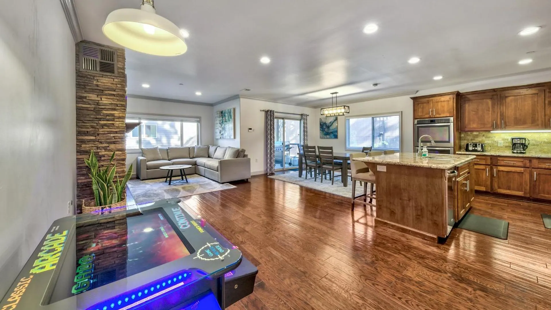 Tahoe Woods 501 - Location Spacious Walk To Beach South Lake Tahoe